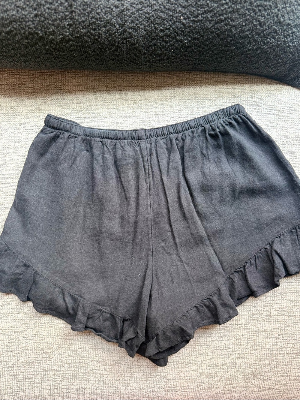 Linen-Blend Ruffle Pull-On Short - Picture 8 of 9